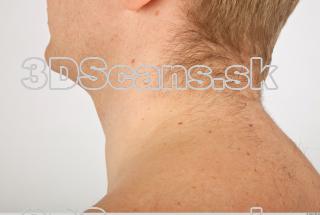 Photo reference of neck 0004